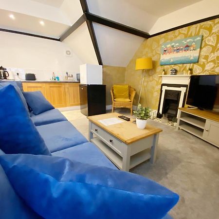 The Beach Hut - 1 Bedroom Apartment Near The Beach Bournemouth Dış mekan fotoğraf
