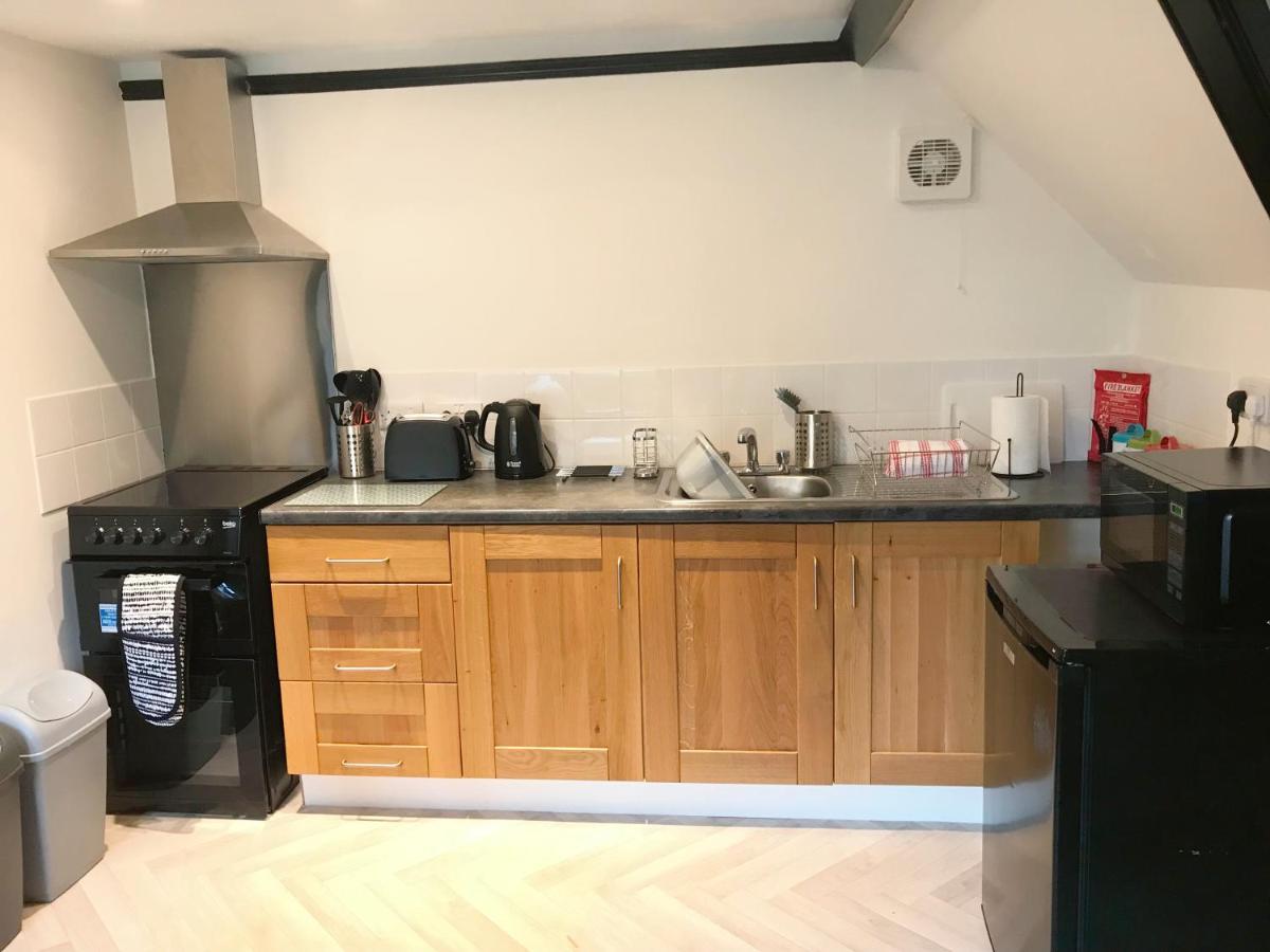 The Beach Hut - 1 Bedroom Apartment Near The Beach Bournemouth Dış mekan fotoğraf